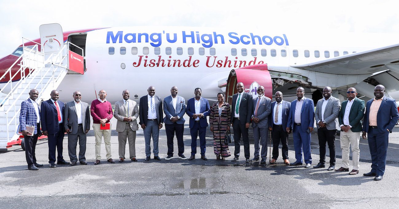 The Mang'u High School Boeing 737 fuselage being transported
